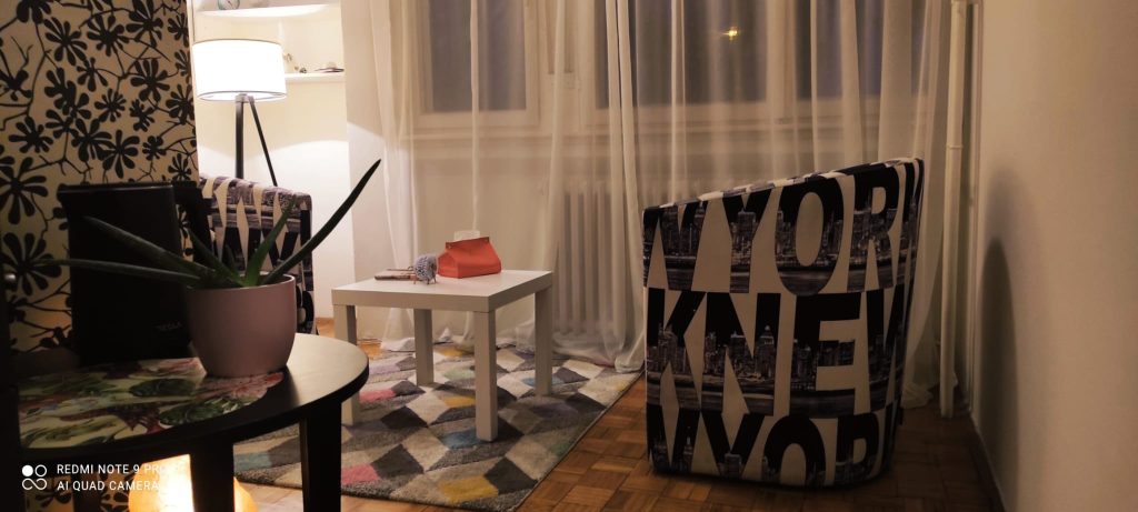 83a45fd0-fcb8-4920-8c2e-8f69fe66136c